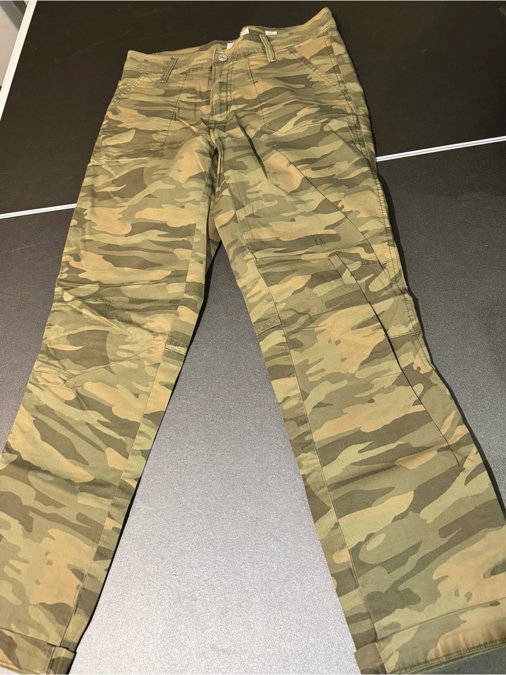 Lucky Brand 28/6